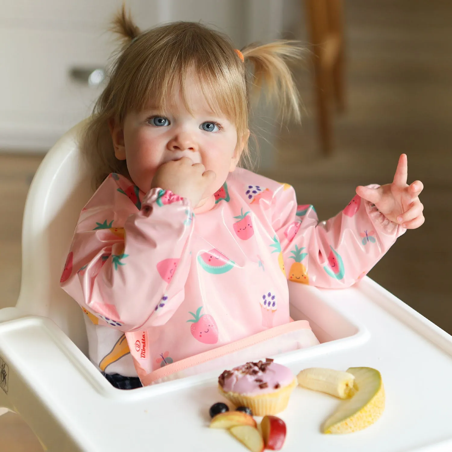 Wipeezee Bib with Sleeves - Pink Yummy Treats